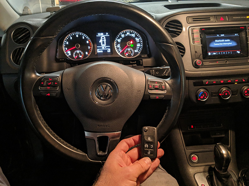 2016 VW Tiguan smart key LA Locksmith